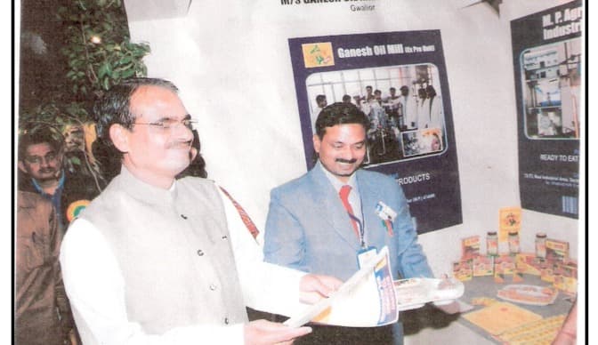 Chief Minister of Madhya Pradesh visits the Suchi Soy stall at IITF, Delhi